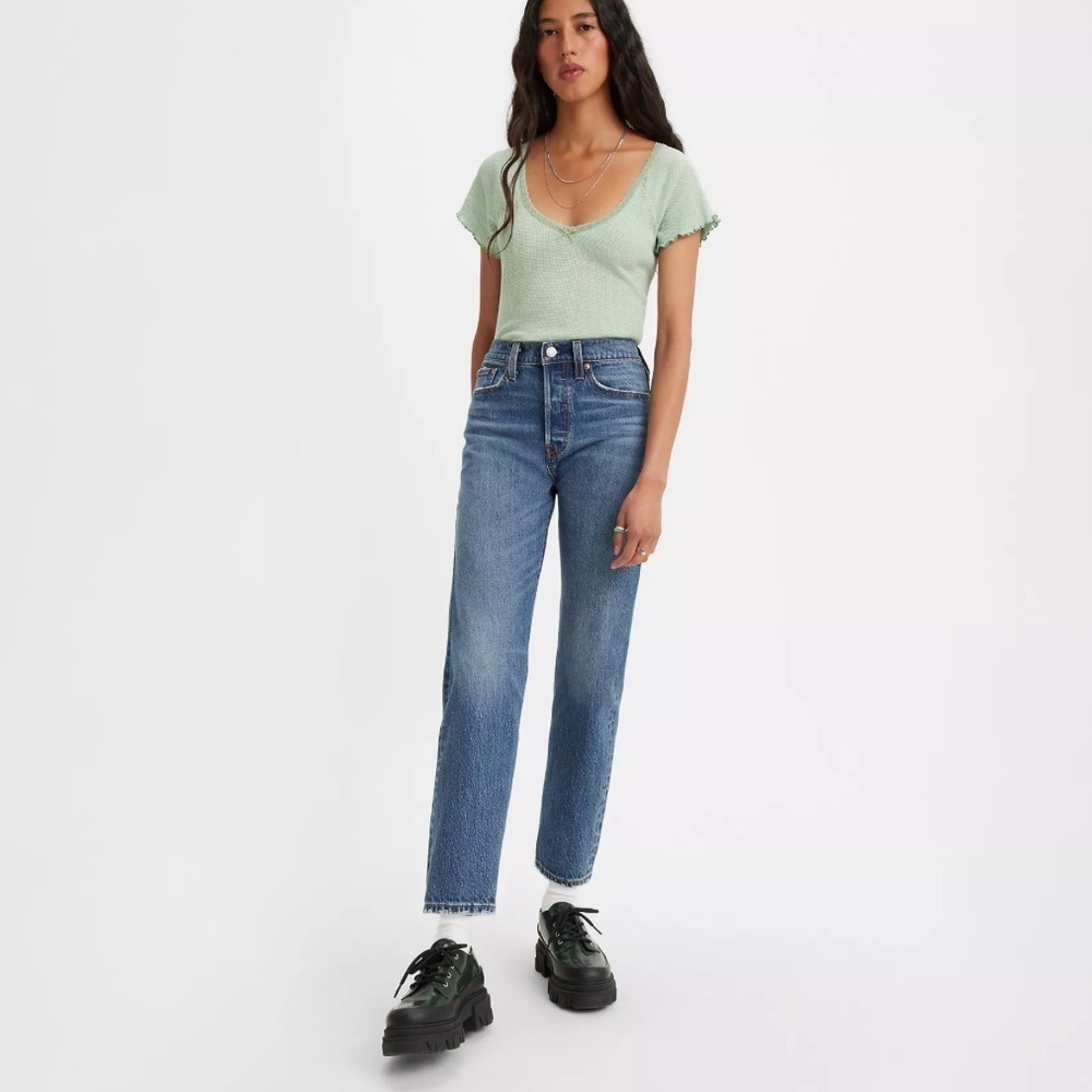 Levi's Wedgie Straight Fit Jeans in Unstoppable‎ Wear Dark Wash Size 24